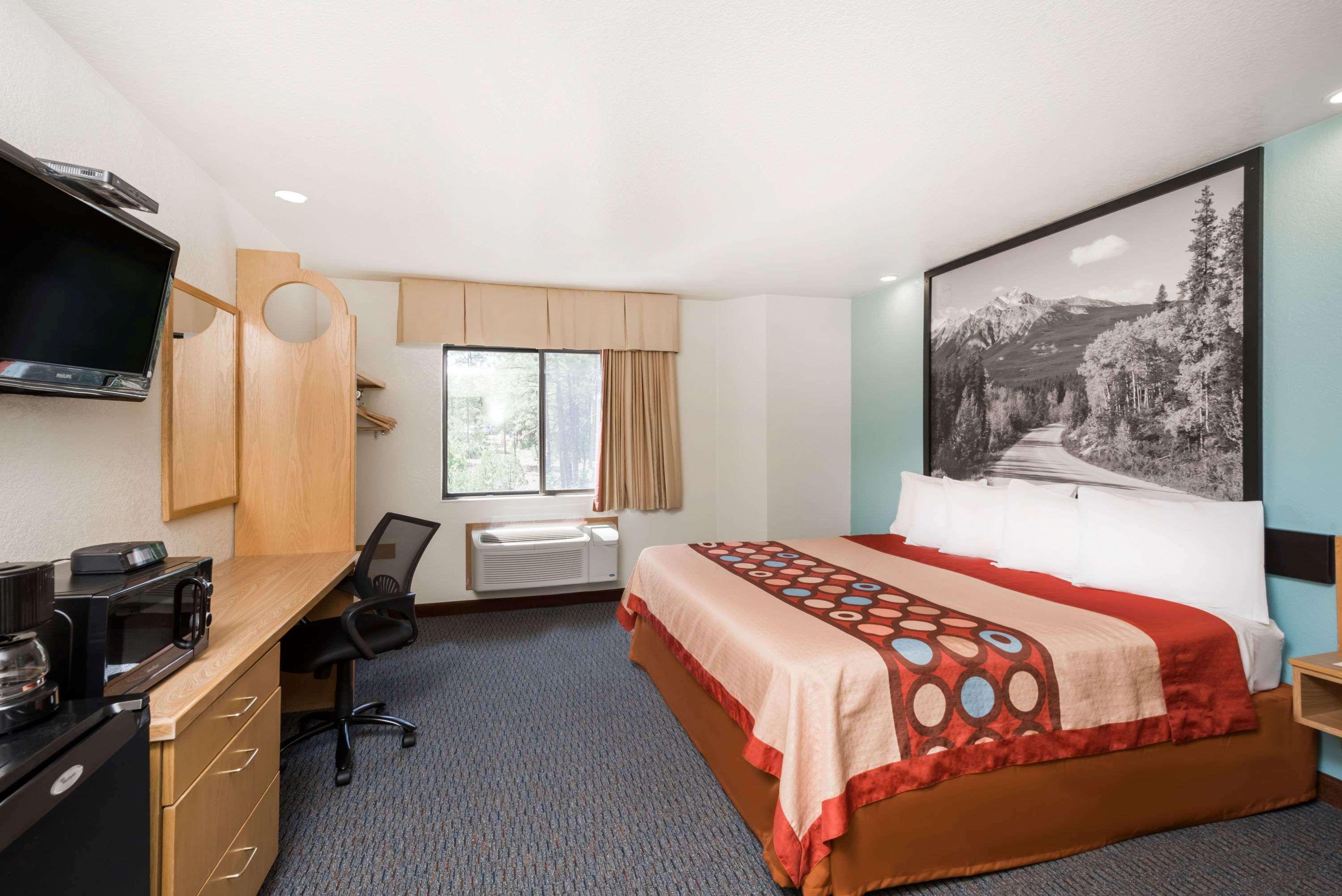 ซูเปอร์ 8 บาย วินด์แฮม โชว์ โลว์ โชว์ Hotel โชว์โลว์ ภายนอก รูปภาพ